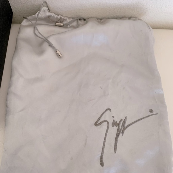 Giuseppe Zanotti Platform sandals in Black. - Picture 5 of 8